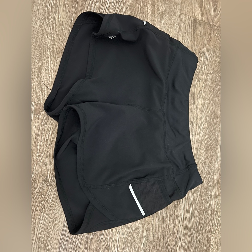 Athleta Black shorts size 7